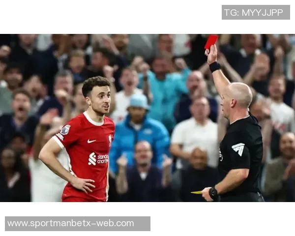 麦卡社媒：国际比赛日圆满收官两粒进球全力以赴迎战利物浦